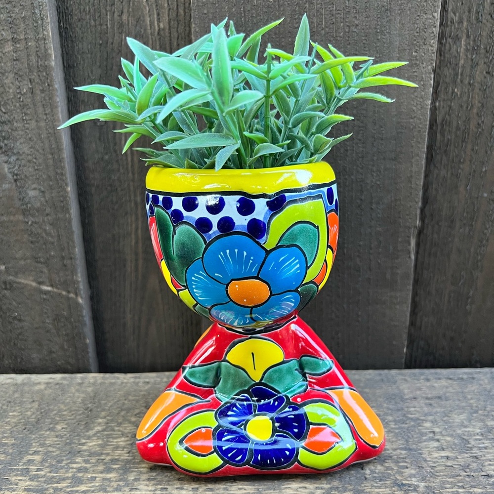 Mexican Talavera Little People Planter, Pottery.